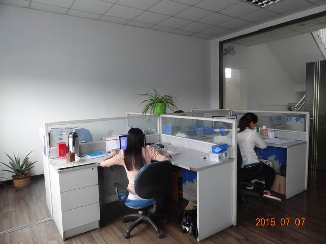 液體灌裝機生產公司圖片 液體灌裝機生產公司圖片